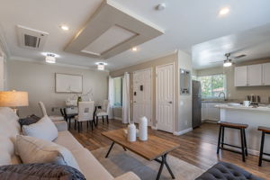 010_211 Kenbrook Cir  