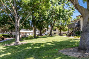034_211 Kenbrook Cir  