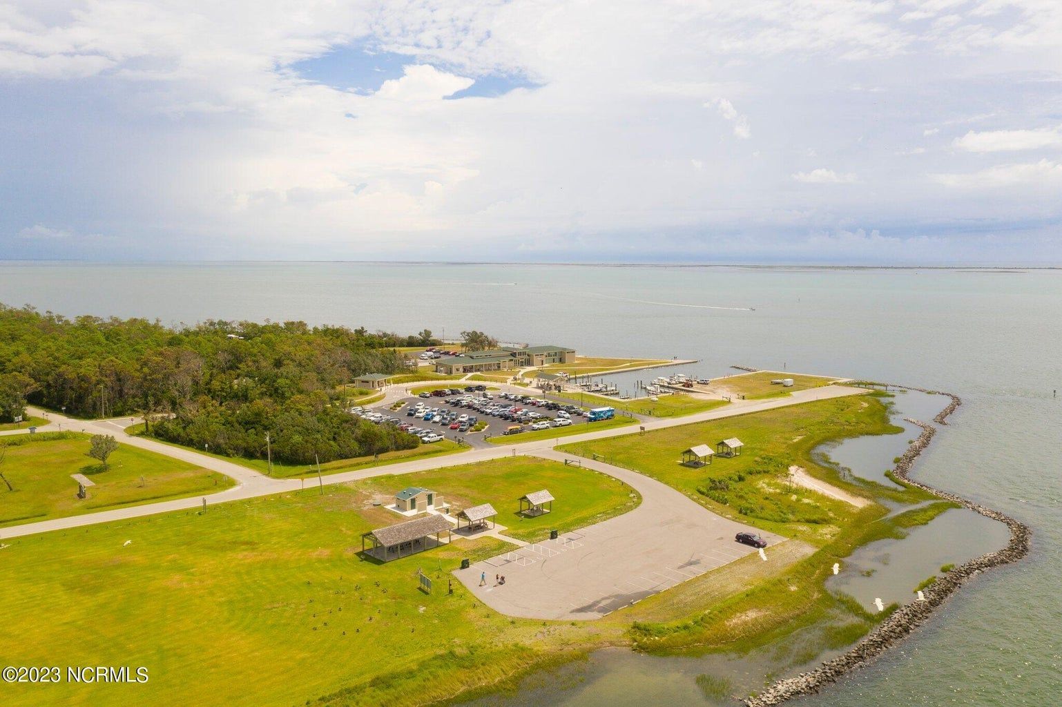 Shell Point and Harkers Island Ferry Services