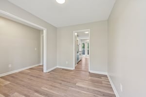 Lemuel Black Rd-S1810-018.jpg