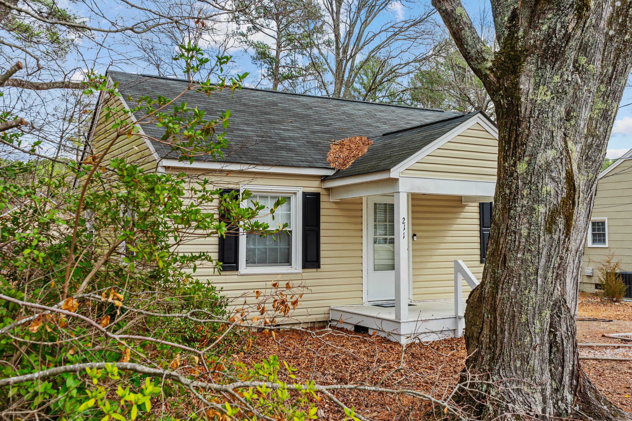 211 Mae Byrd Rd, Lillington, NC 27546, USA Photo 9