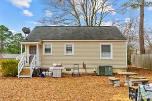 211 Mae Byrd Rd, Lillington, NC 27546, USA Photo 6