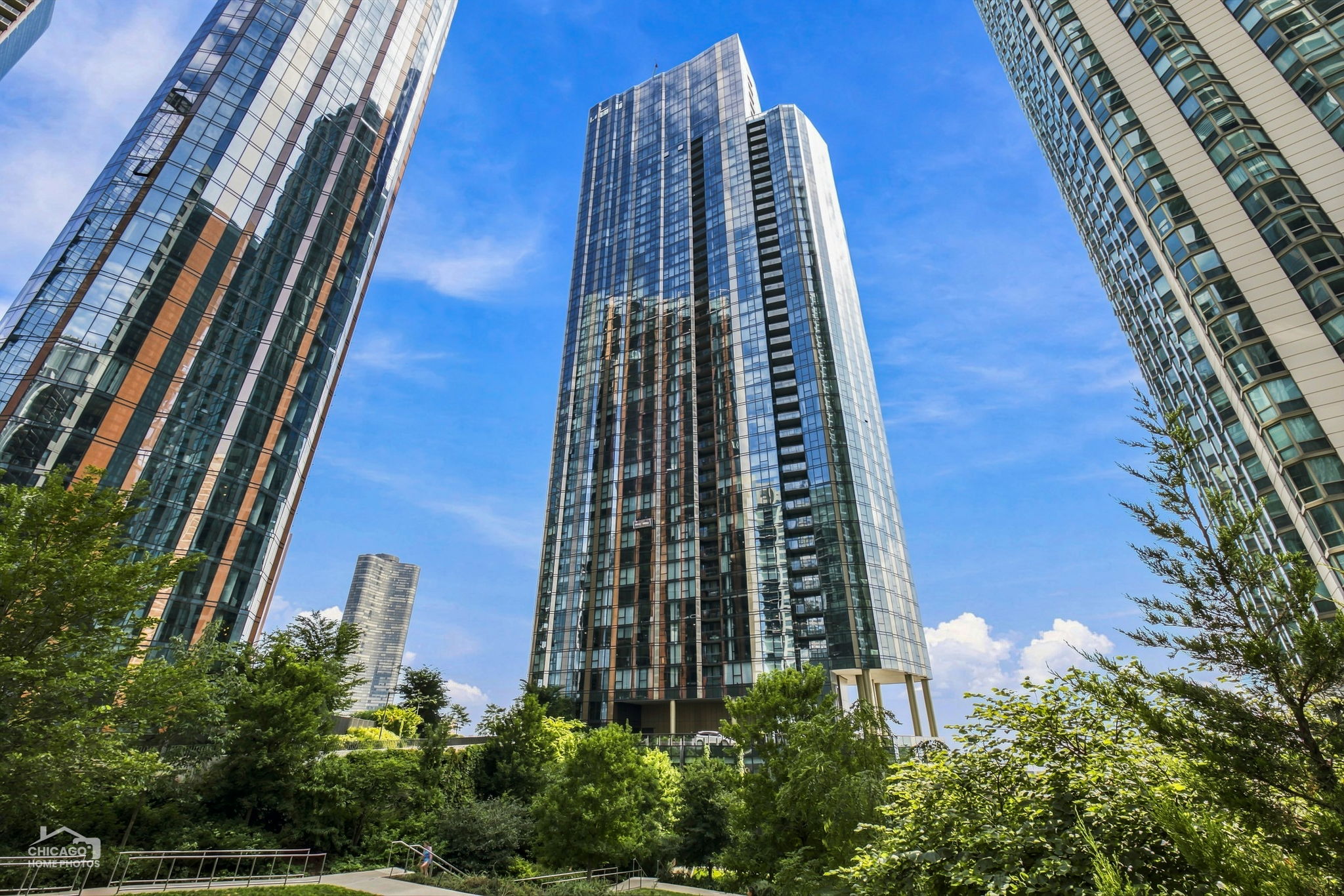 211 N Harbor Dr 3803_002