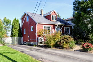  Photo 0
