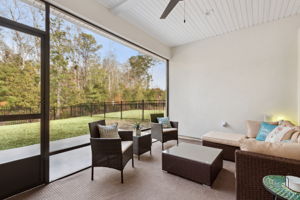 Screened-in Porch