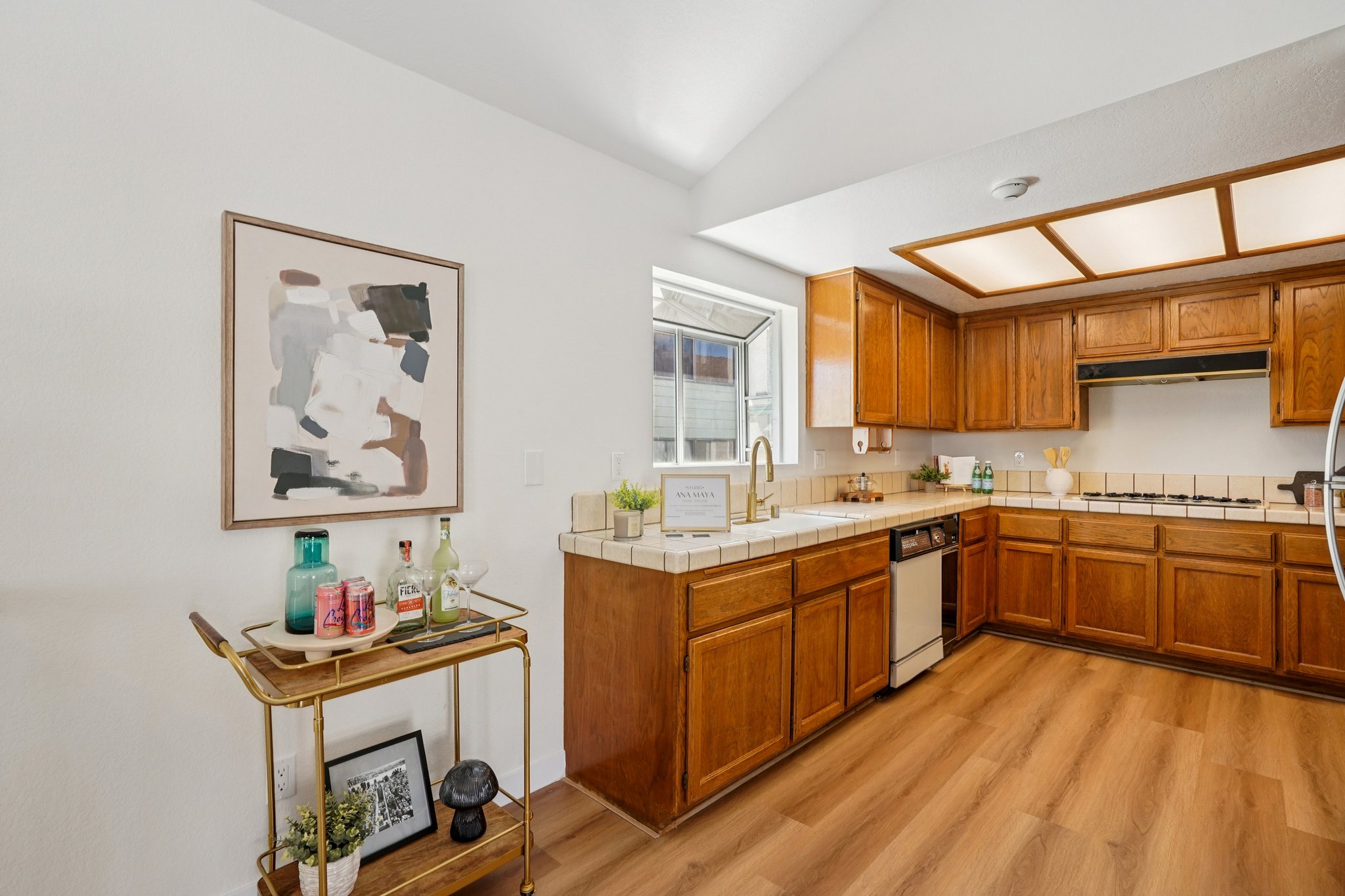 S Helberta Ave 1-S0904-011.jpg