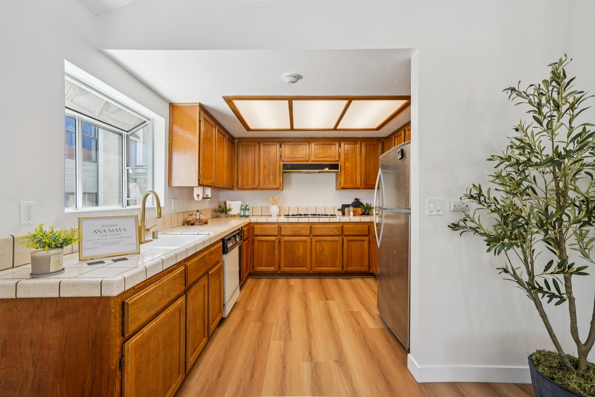 S Helberta Ave 1-S0904-012.jpg