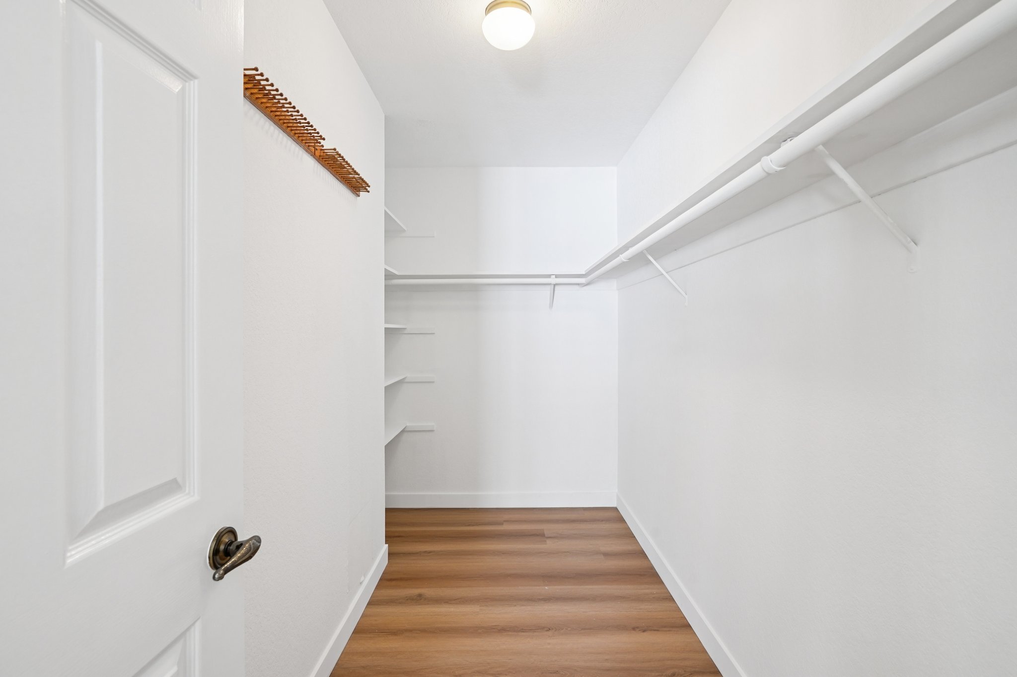 S Helberta Ave 1-S0904-028.jpg