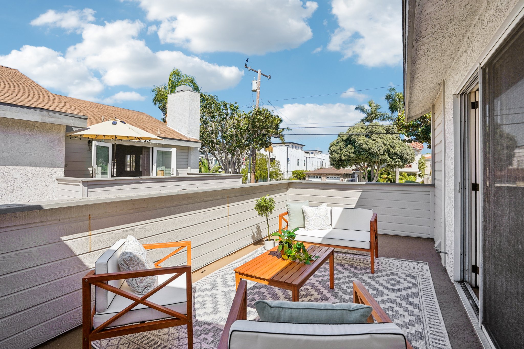 S Helberta Ave 1-S0904-033.jpg