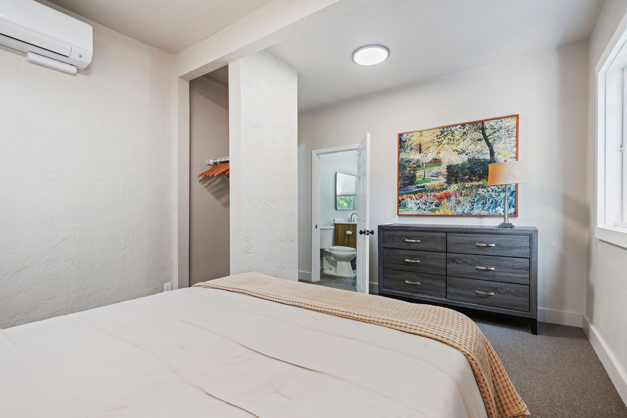10-Bedroom