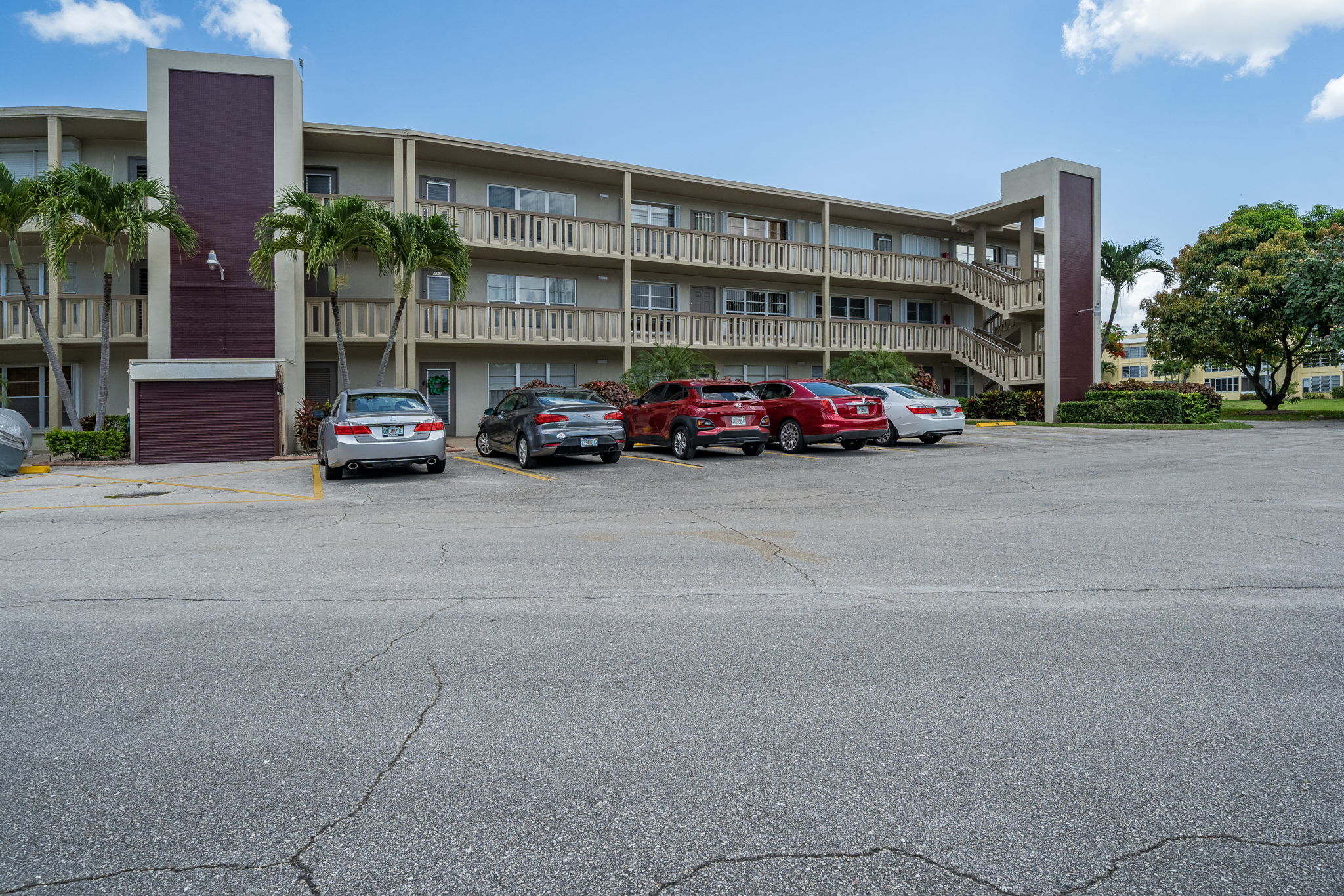  211 Wellington M, West Palm Beach, FL 33417, US
