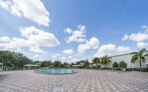  211 Wellington M, West Palm Beach, FL 33417, US Photo 31