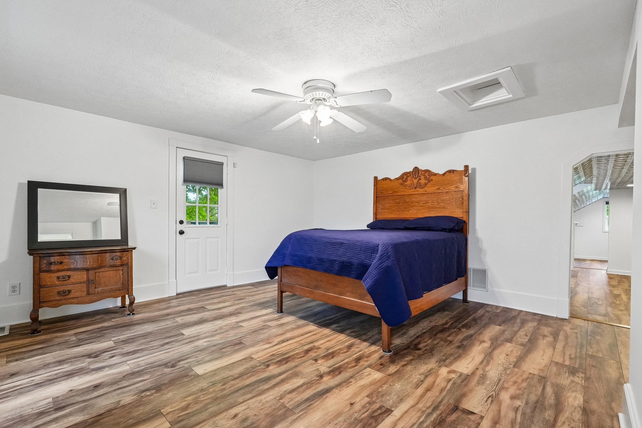 Whiteland Rd-S0505-042.jpg