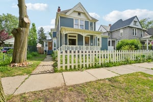 Woodward St-S1506-002.jpg
