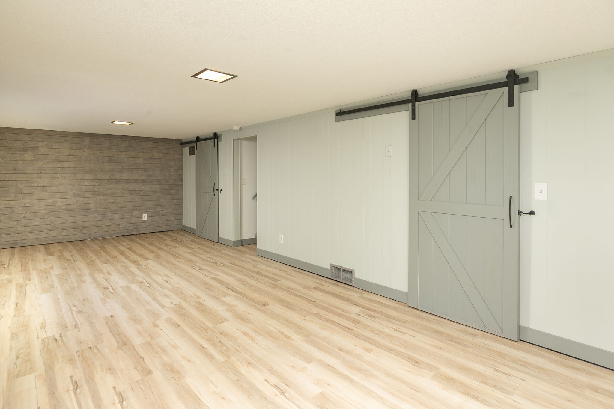 20-Family Room
