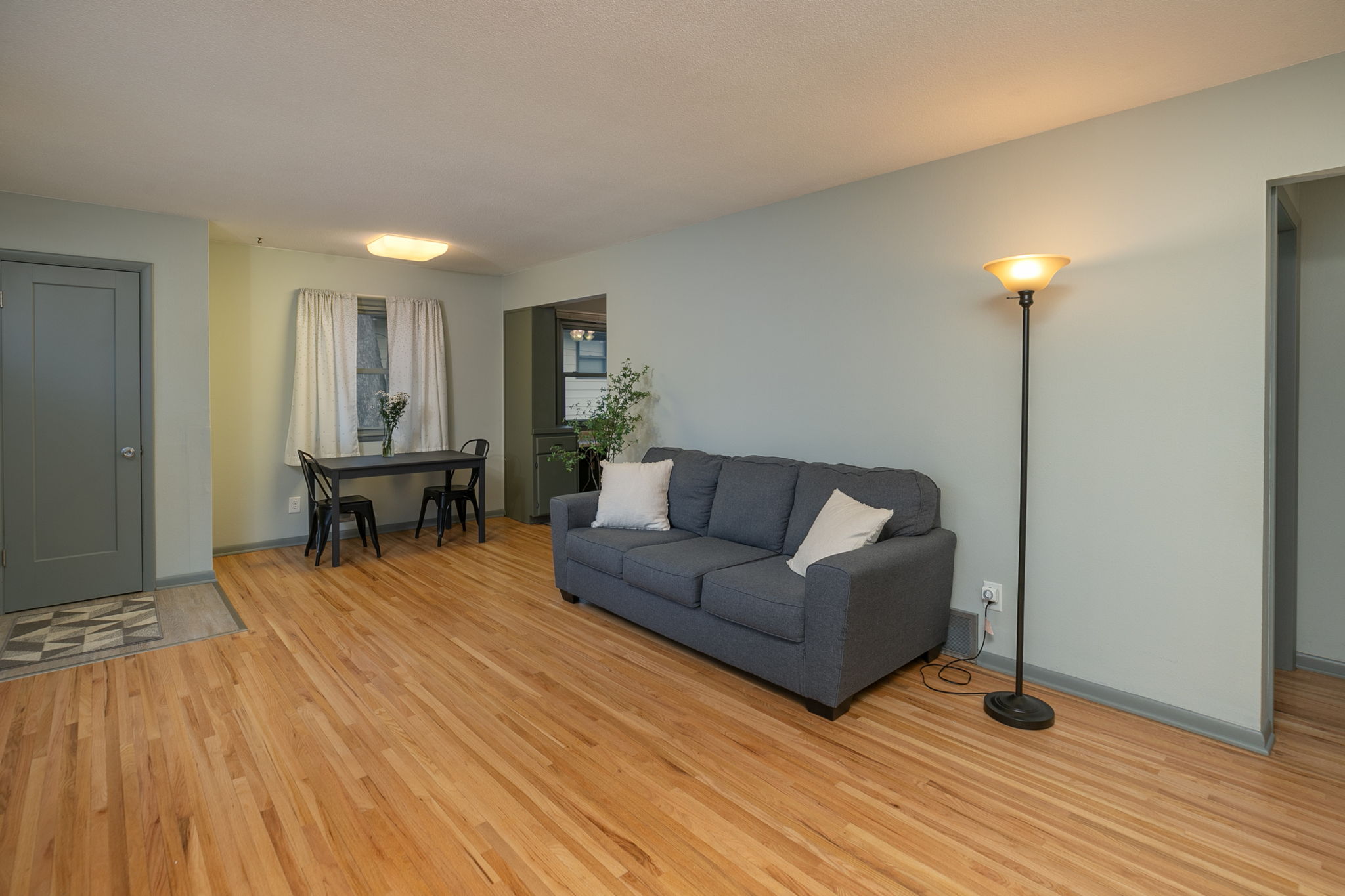 05-Living Room