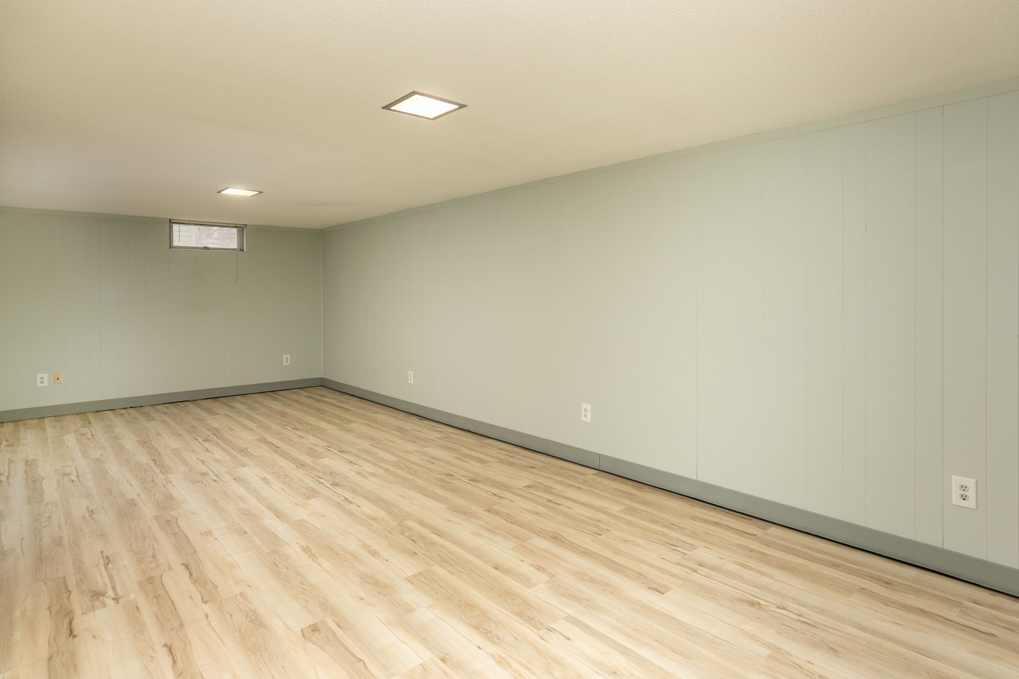 22-Family Room