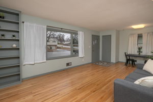 04-Living Room