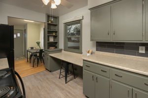10-Kitchen