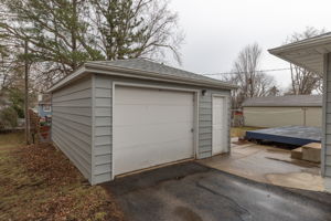 25-Garage