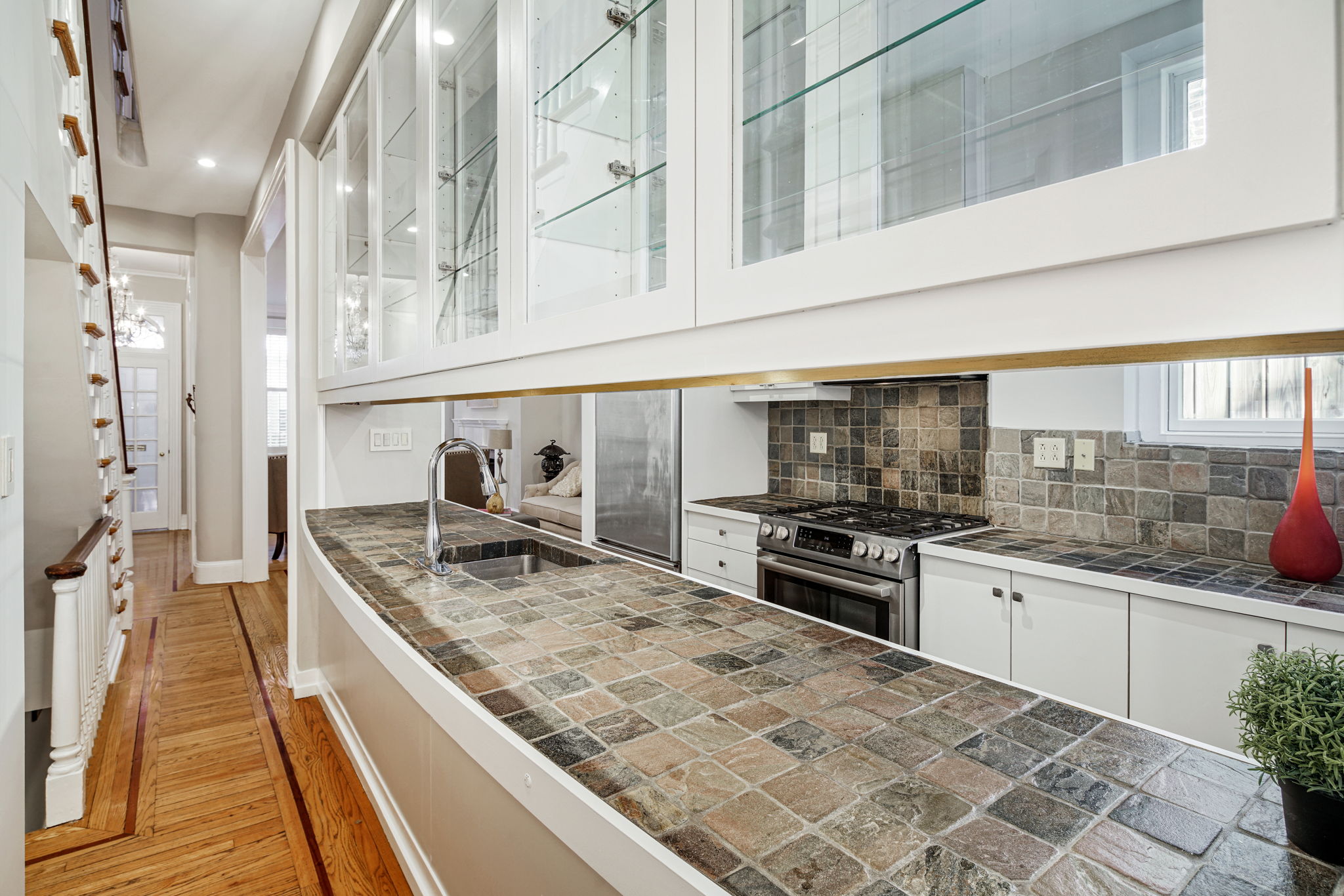  2110 Delancey Pl, Philadelphia, PA 19103, US Photo 34