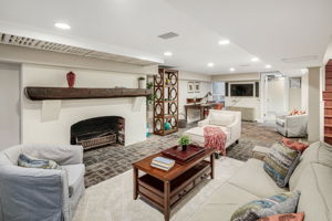  2110 Delancey Pl, Philadelphia, PA 19103, US Photo 62
