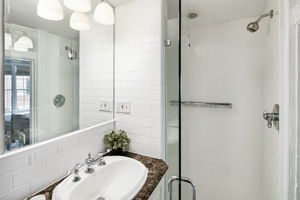 2110 Delancey Pl, Philadelphia, PA 19103, US Photo 43