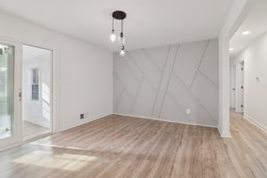 Dobbins Dr-S2511-014.jpg