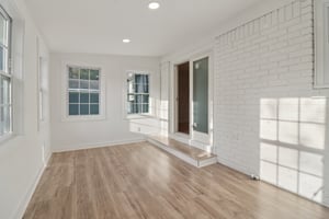 Dobbins Dr-S2511-037.jpg