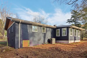 Dobbins Dr-S2511-046.jpg