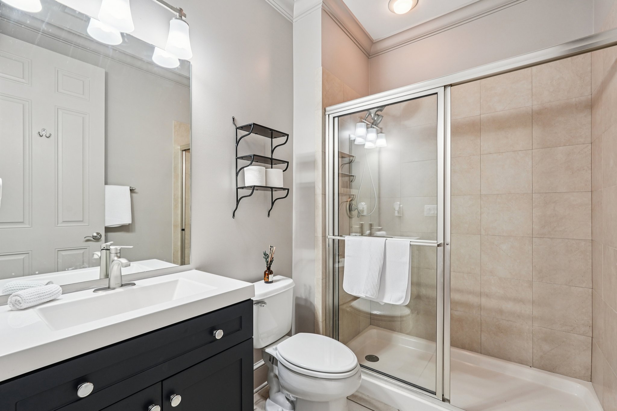 Monhegan Way-S1701-027.jpg