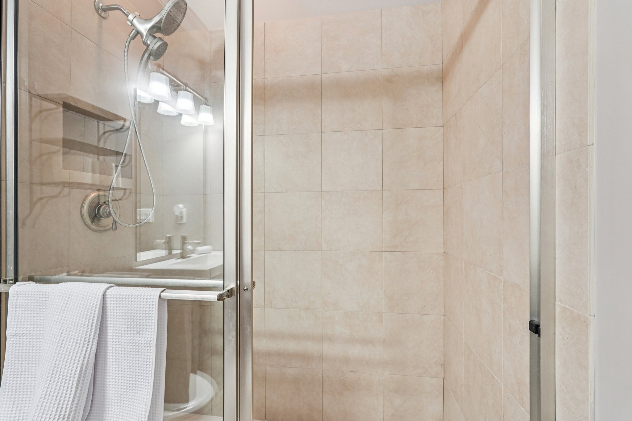 Monhegan Way-S1701-029.jpg