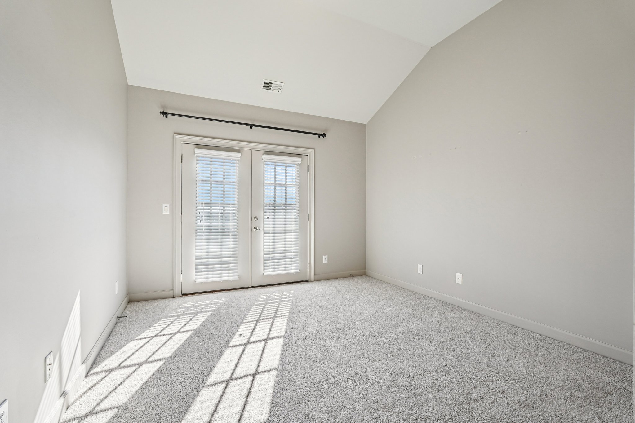 Monhegan Way-S1701-045.jpg