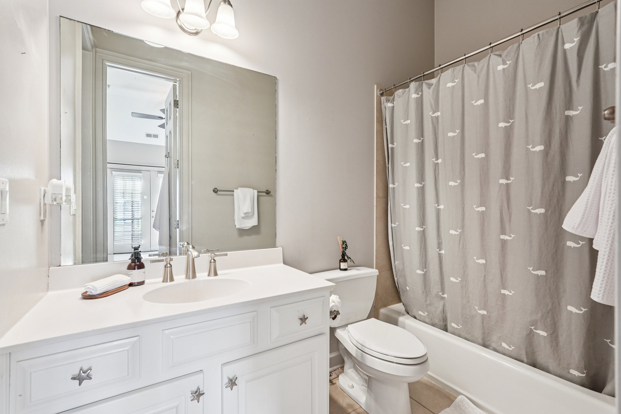 Monhegan Way-S1701-051.jpg