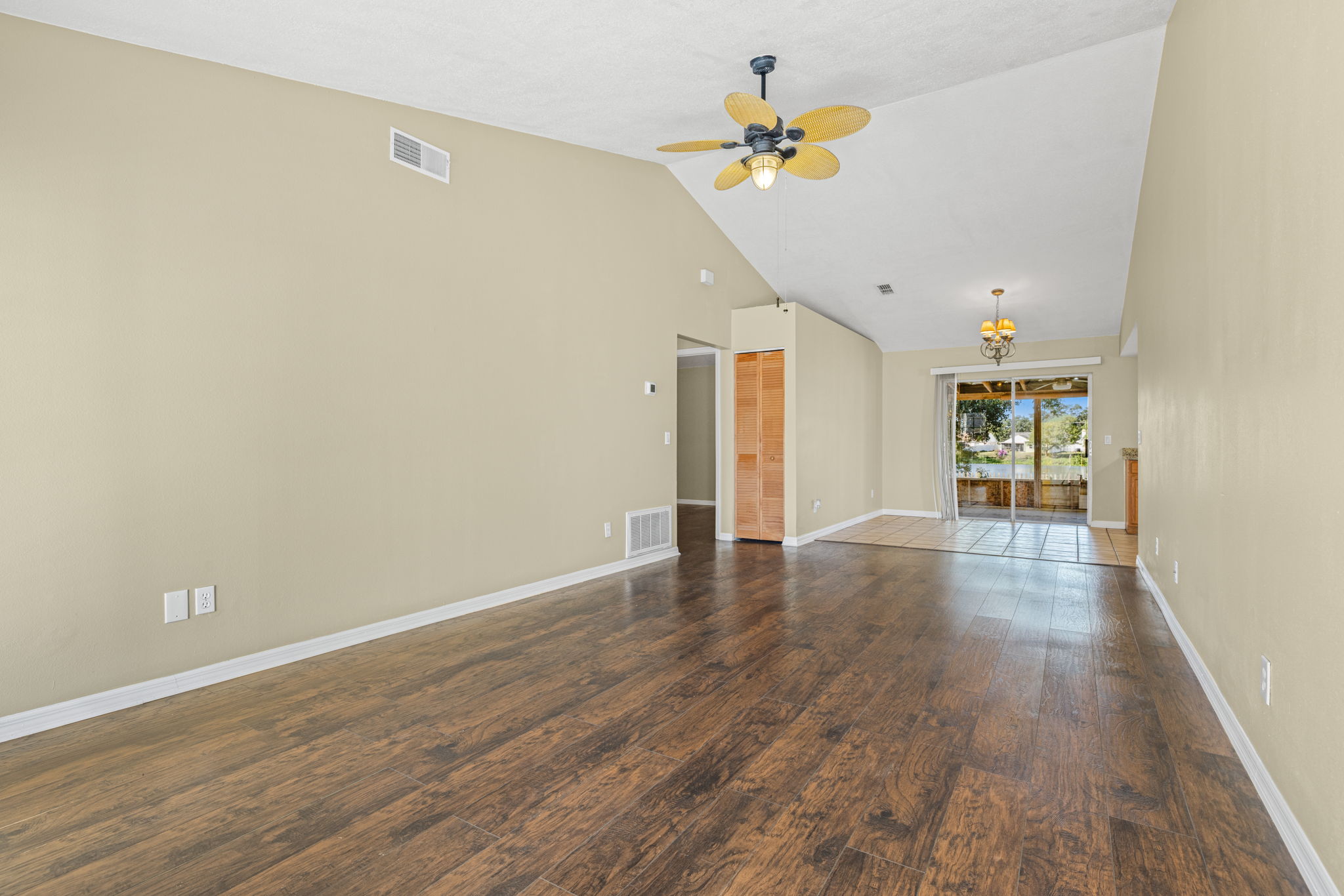 5-2110 Shady Point Ln