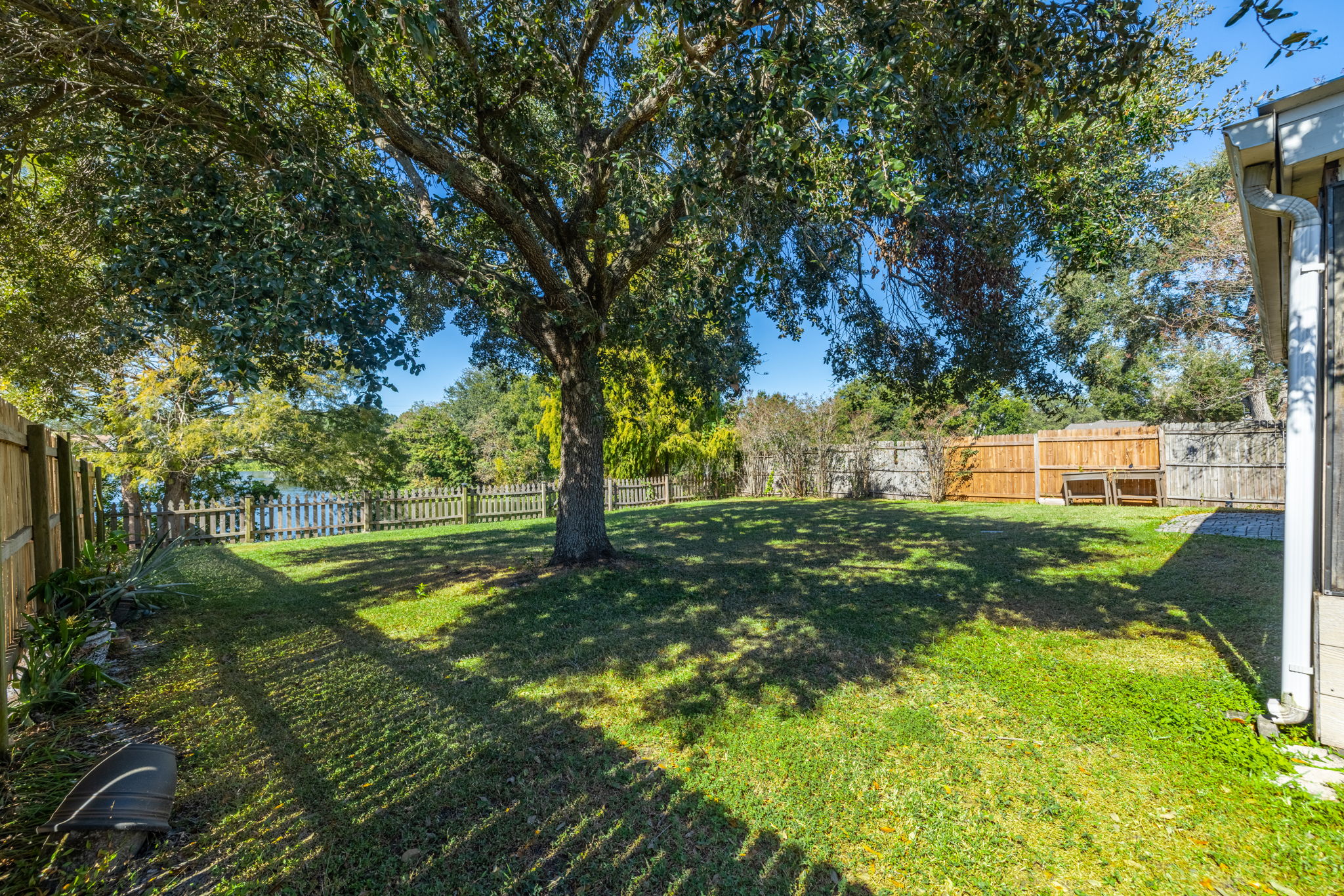 27-2110 Shady Point Ln