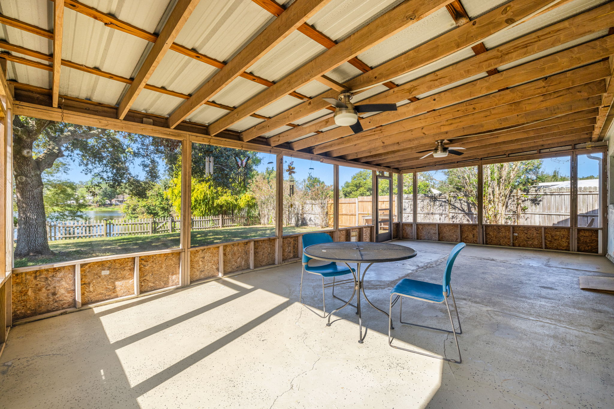 25-2110 Shady Point Ln