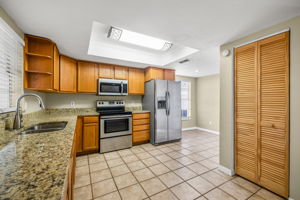 13-2110 Shady Point Ln