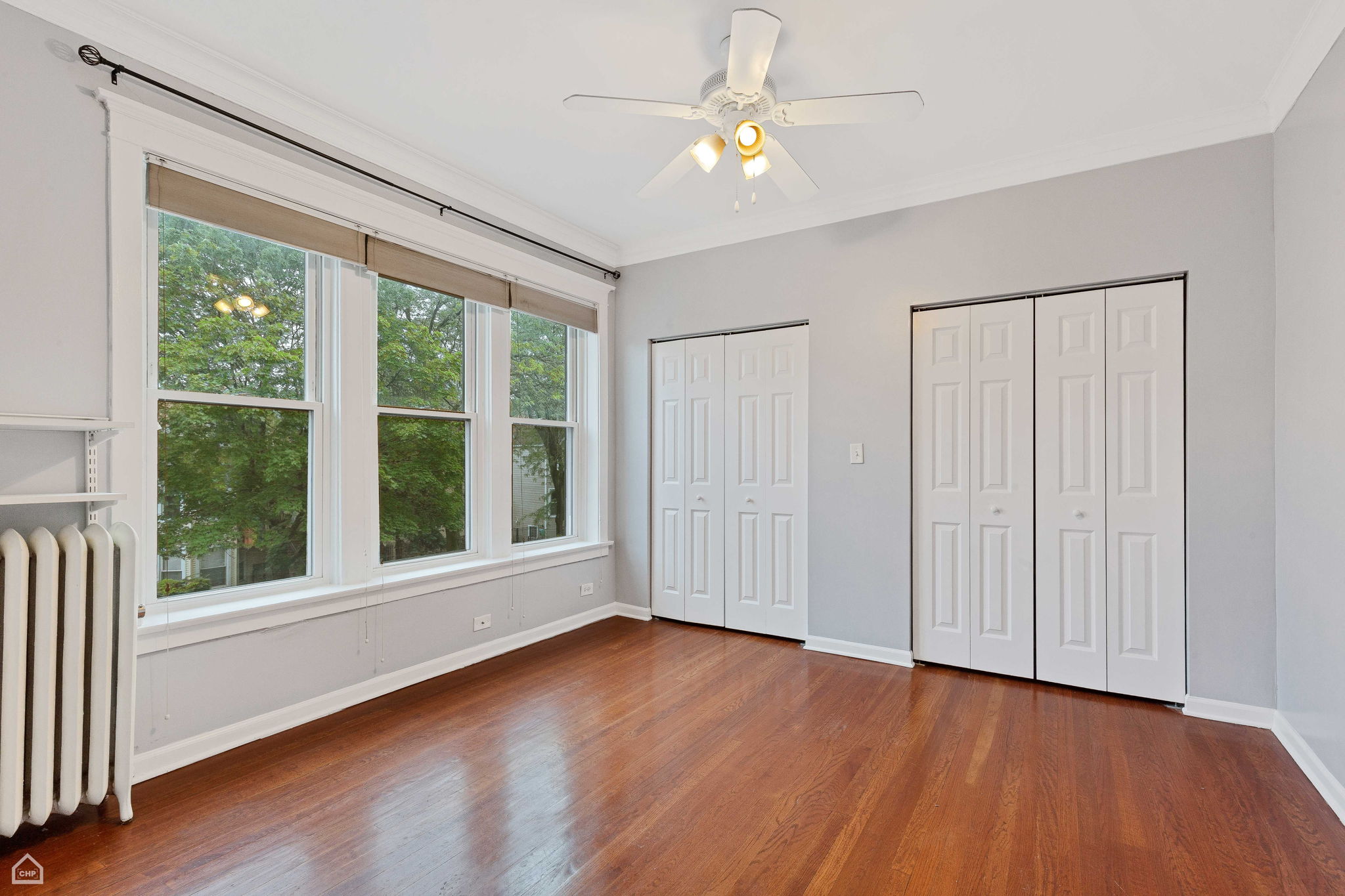 2110 W Montrose Ave 2S_004