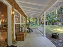  Photo 40
