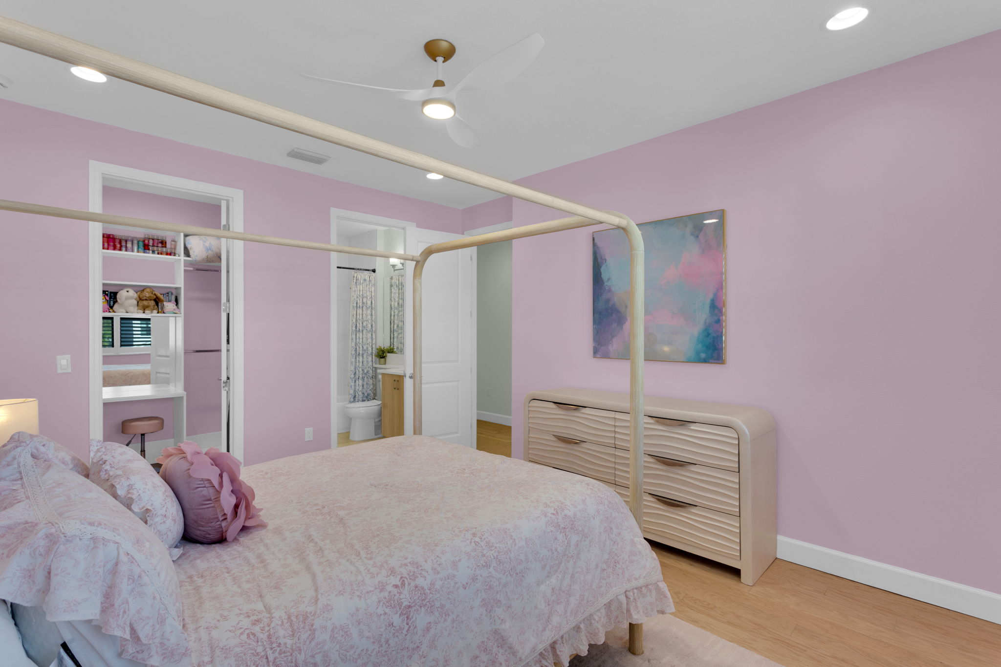 Guest Suite - Second Floor