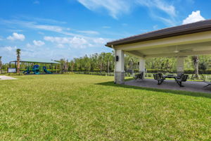 Play & Picnic Areas