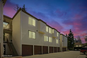  Photo 0