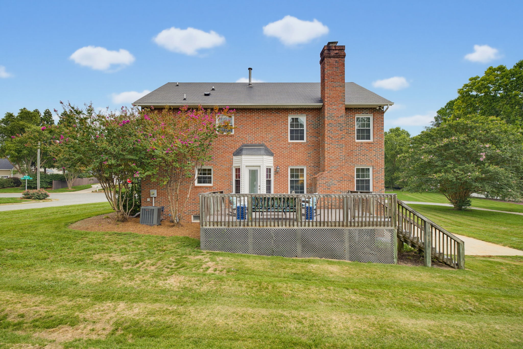 2111 Gate Post Dr-33