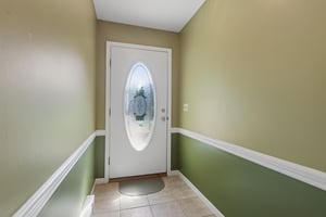Lakefield Dr-S0805-004.jpg