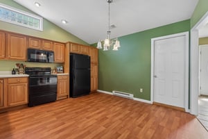 Lakefield Dr-S0805-009.jpg