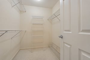 Lakefield Dr-S0805-014.jpg
