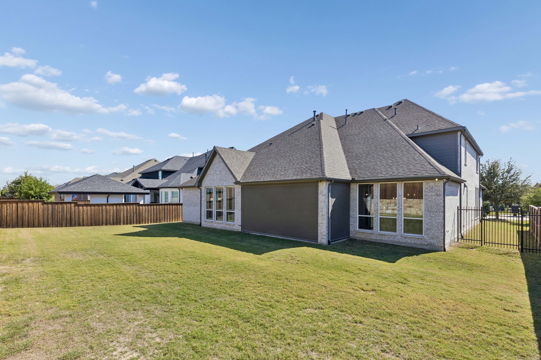 2111Longmont_040