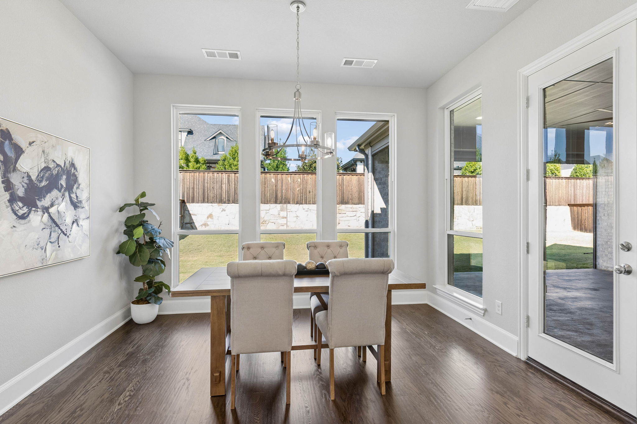 2111Longmont_018
