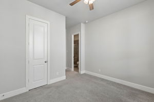 2111Longmont_029